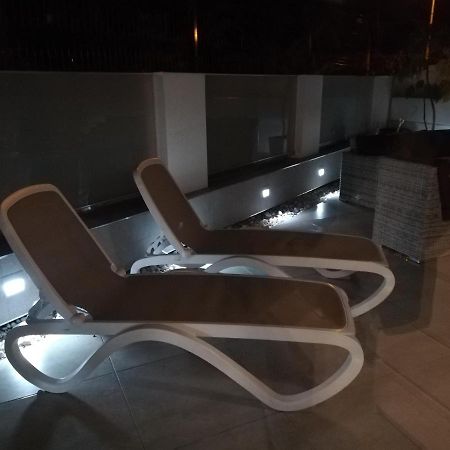 شقة Luxury Townhouse أذيخي المظهر الخارجي الصورة
