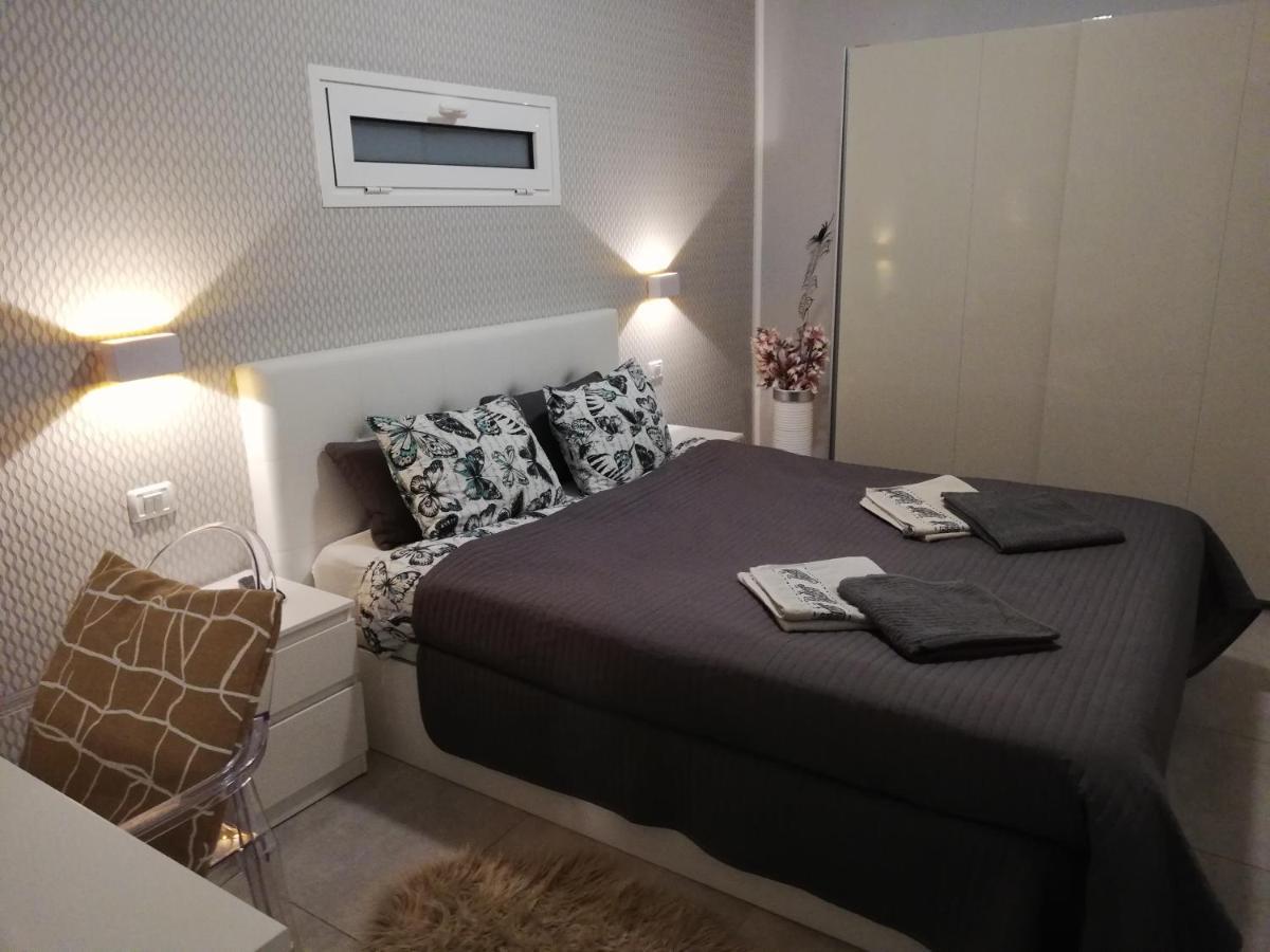 شقة Luxury Townhouse أذيخي المظهر الخارجي الصورة