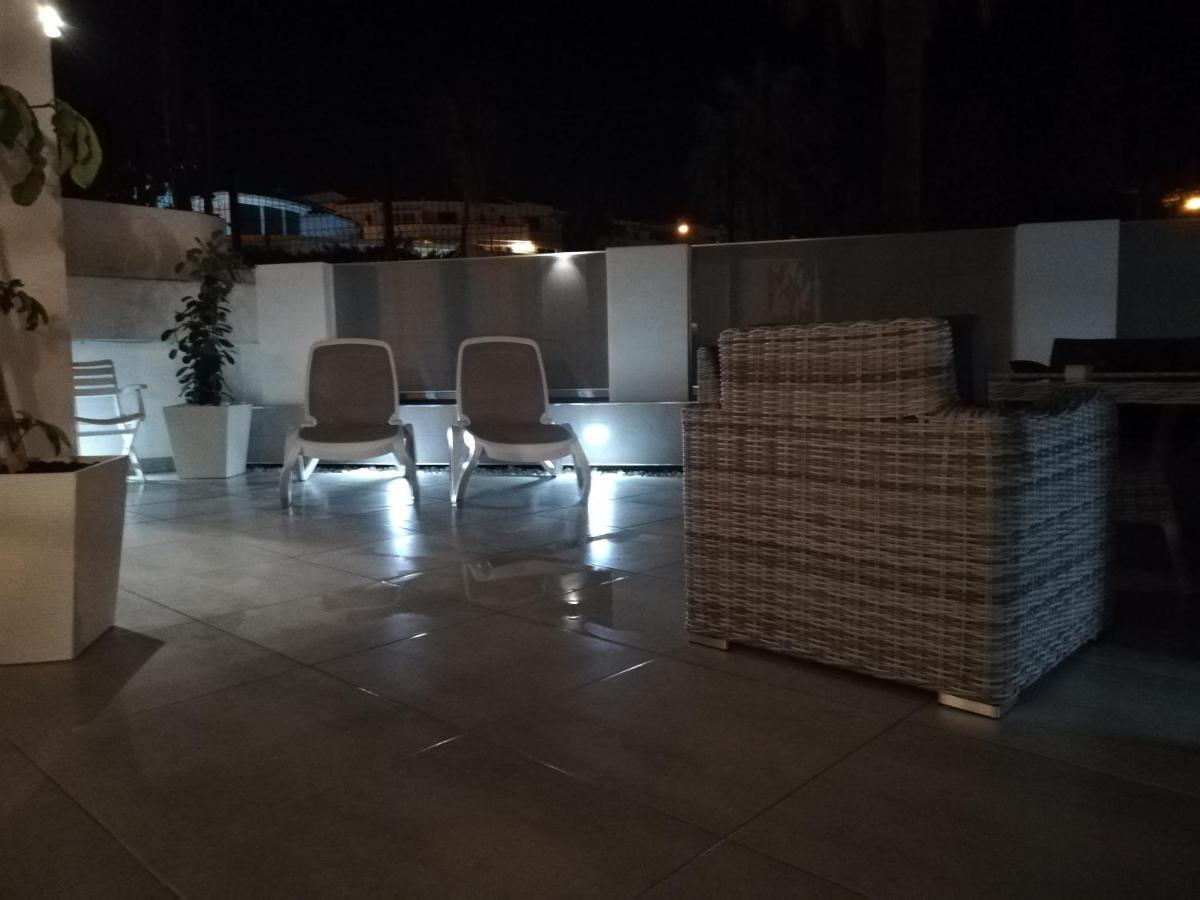 شقة Luxury Townhouse أذيخي المظهر الخارجي الصورة