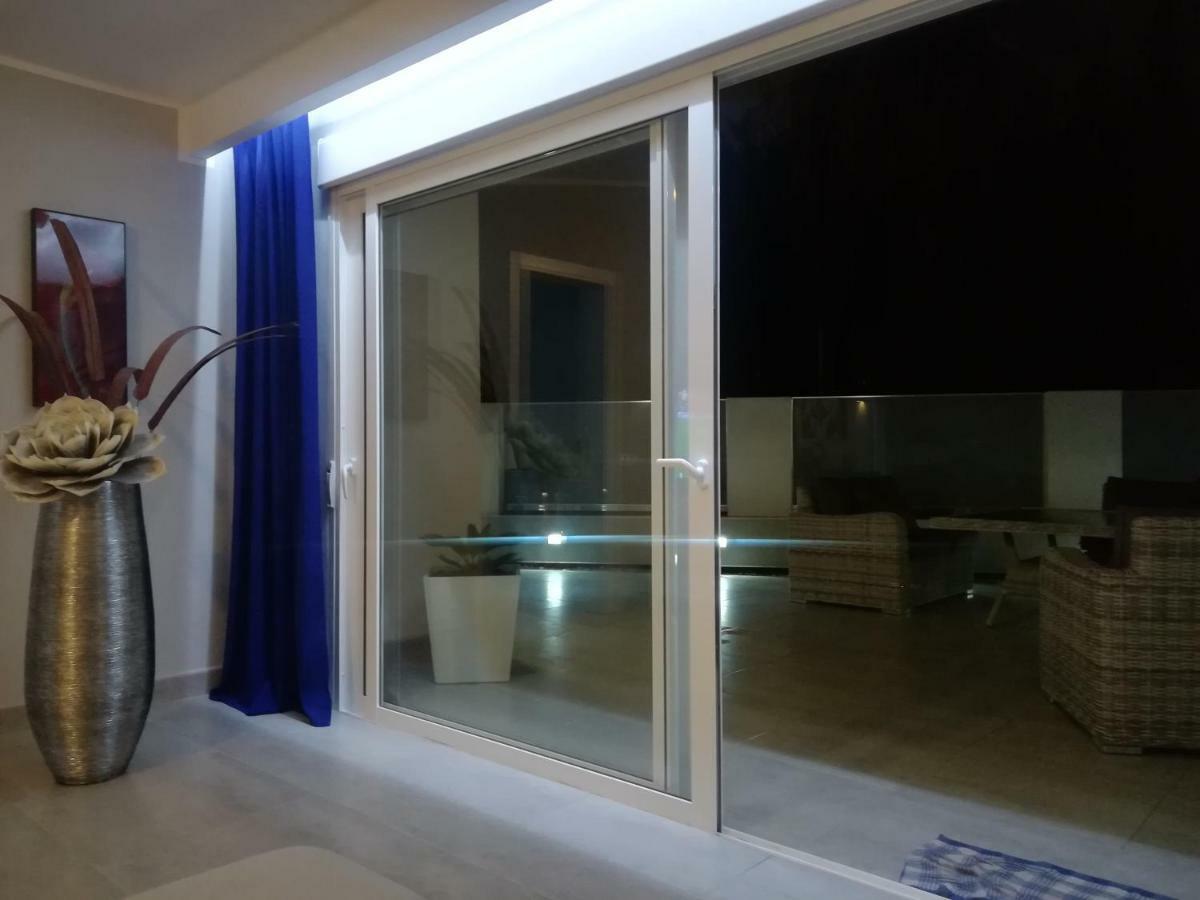 شقة Luxury Townhouse أذيخي المظهر الخارجي الصورة