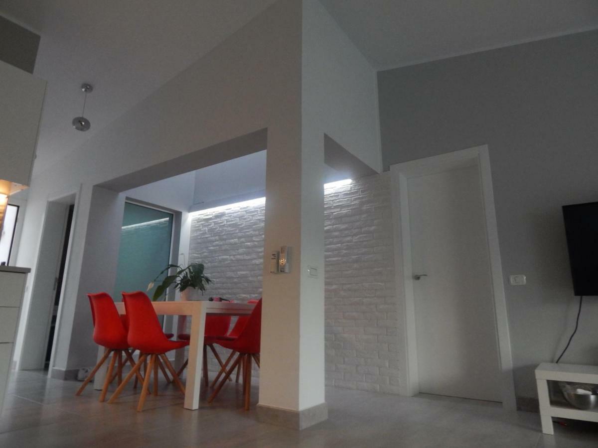 شقة Luxury Townhouse أذيخي المظهر الخارجي الصورة