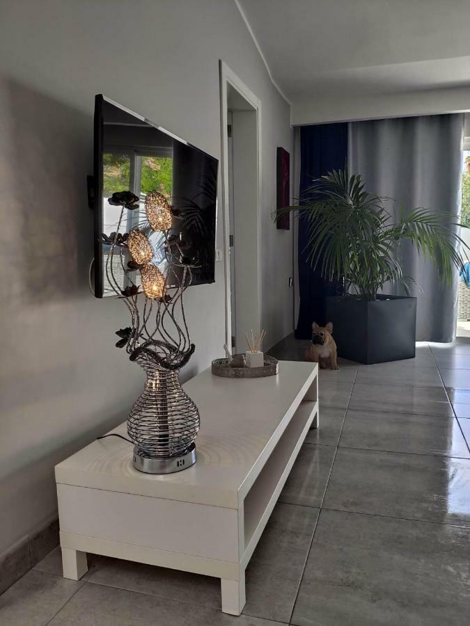 شقة Luxury Townhouse أذيخي المظهر الخارجي الصورة
