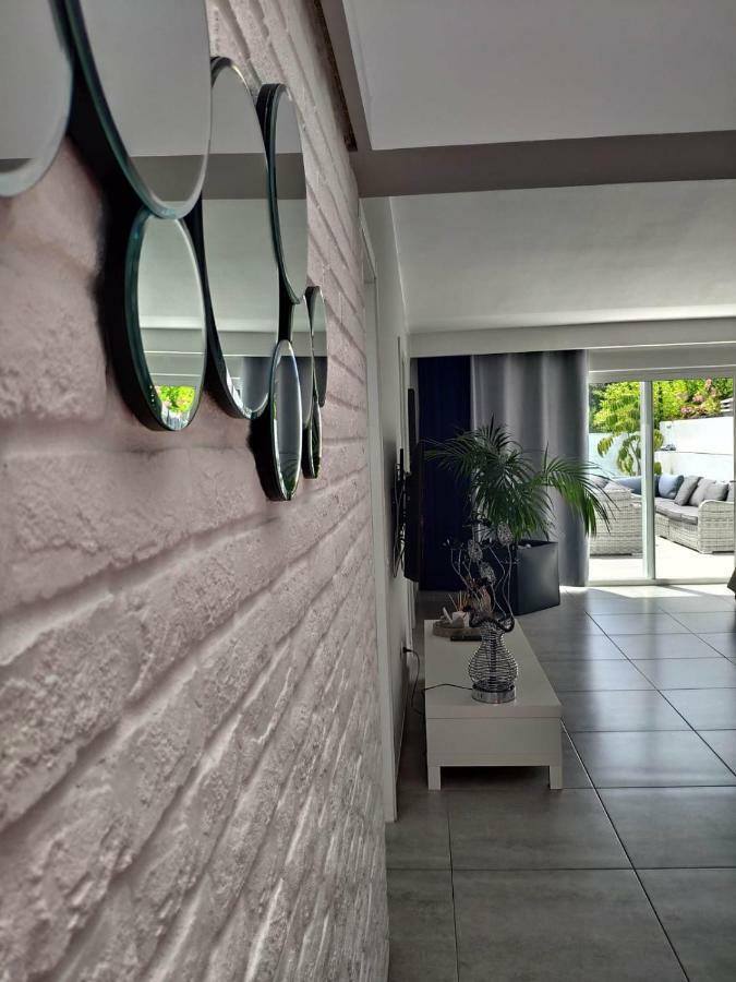 شقة Luxury Townhouse أذيخي المظهر الخارجي الصورة